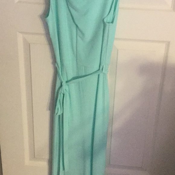 ❌DONATED❌Mint Green Shoulder Cut Out Maxi Dress With High Slits - Picture 6 of 9
